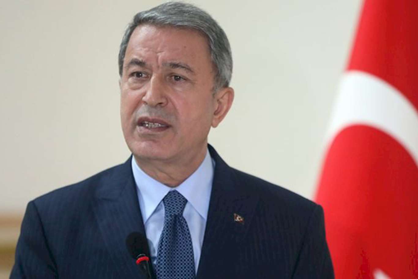 Bakan Akar: "Türkiye, Azerbaycan'ı desteklemeye devam edecek"